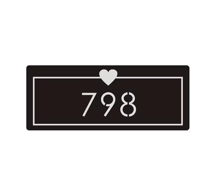 LOVE שלט לדלת בית מעוצב דגם